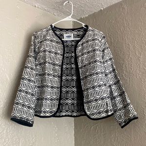NWT Old Navy lightweight open-front jacket. Black and white patterned size M